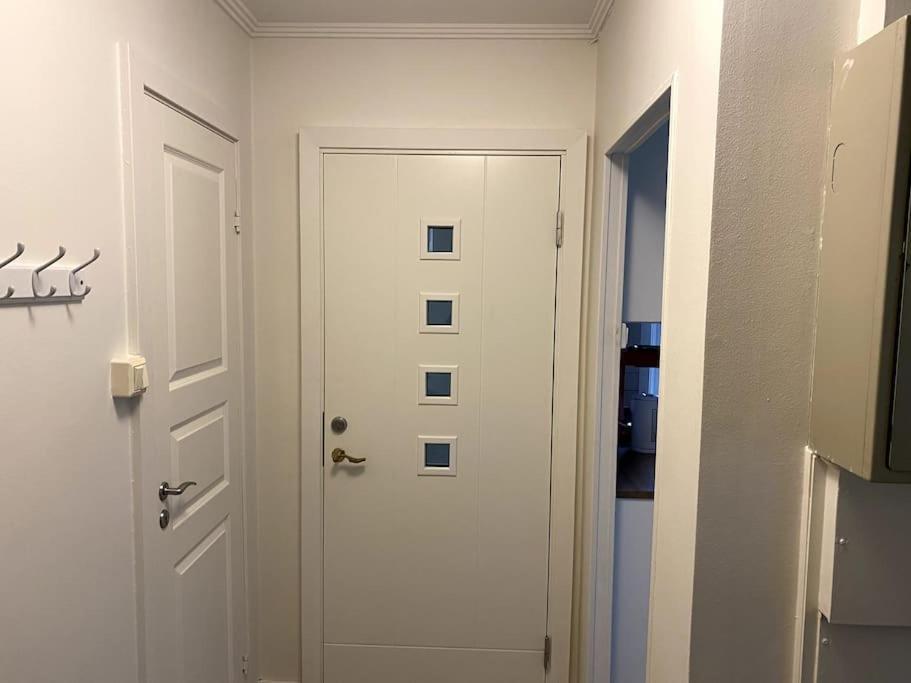 Lovely 2 Bedroom Apartmen With Free Parking Bergen Zewnętrze zdjęcie