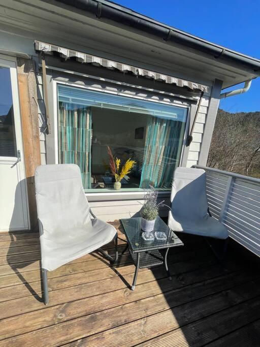 Lovely 2 Bedroom Apartmen With Free Parking Bergen Zewnętrze zdjęcie