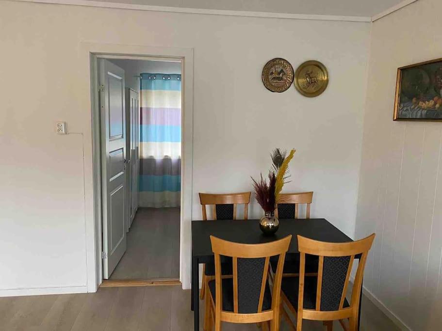 Lovely 2 Bedroom Apartmen With Free Parking Bergen Zewnętrze zdjęcie